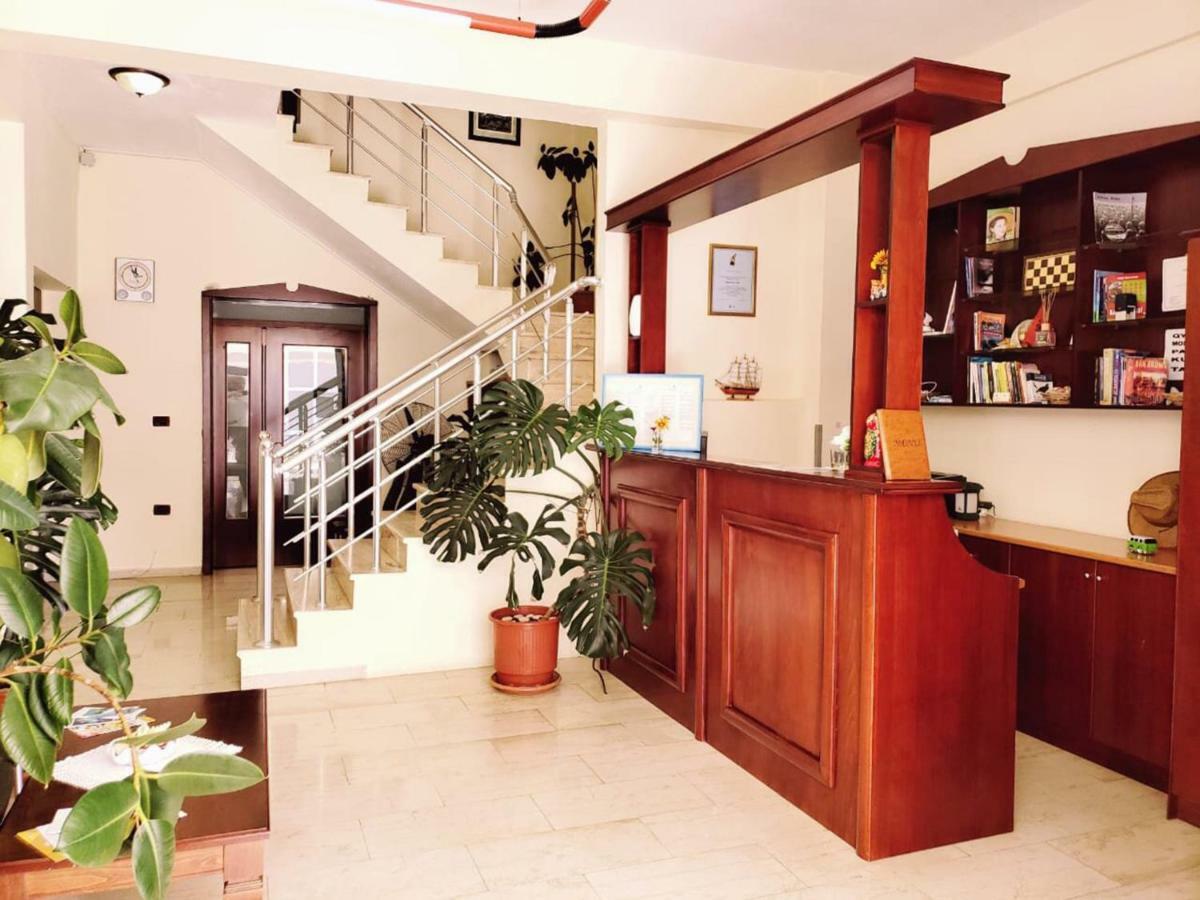 The First Hotel Saranda Exterior foto